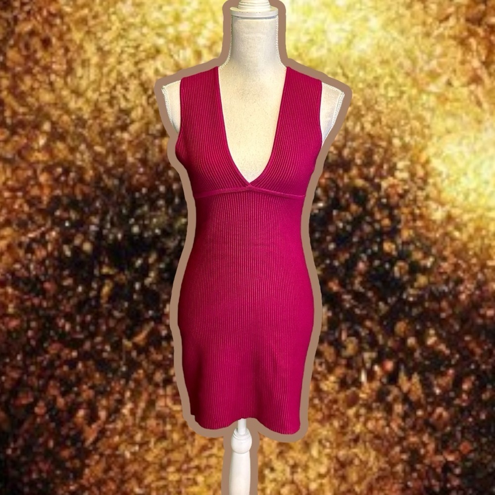 NWT House of Harlow 1960 Ribbed Knit Bodycon Mini Dress in Raspberry Purple Sz M